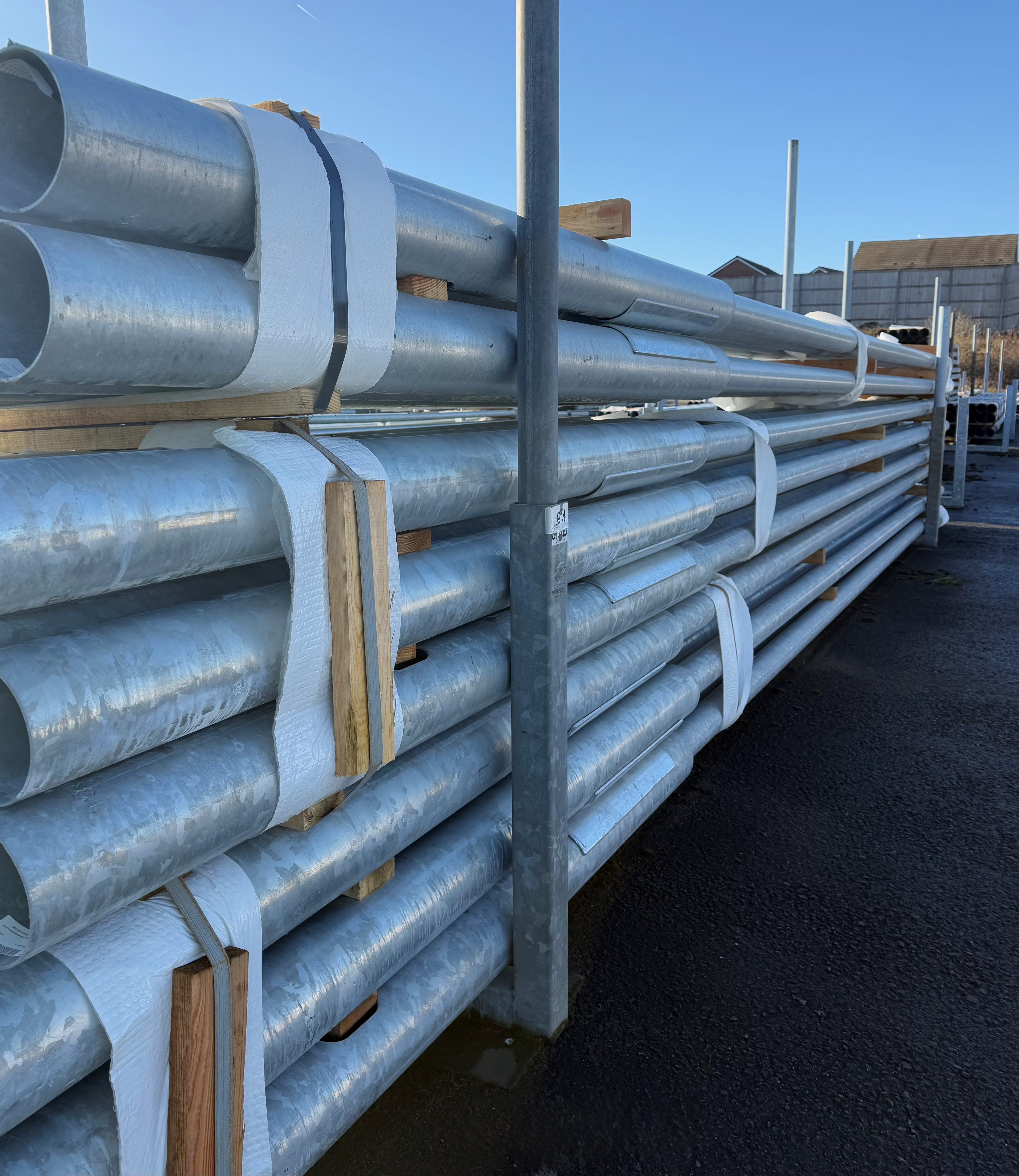 10 METRE PLANTED ROOT STEPPED COLUMN (168/114)